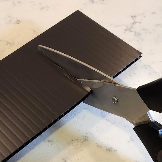 DRAWER DADDY - The world’s most customizable drawer dividers.