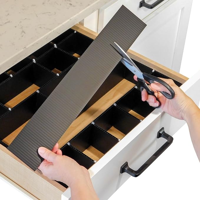 DRAWER DADDY - The world’s most customizable drawer dividers.