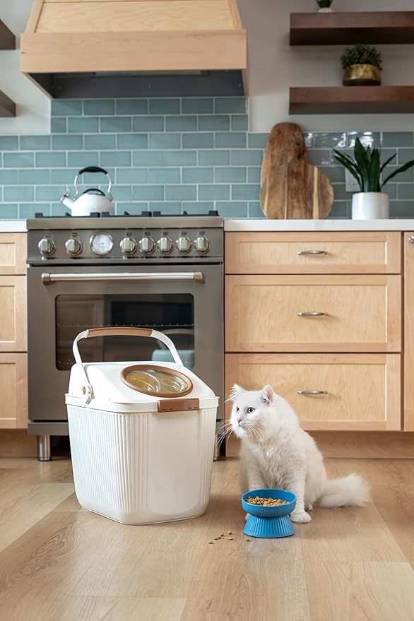 Harry Barker Lightweight Airtight Pet Food Storage Container, Eco-Friendly Recycled Plastic with Easy-Access Lid, Holds up to 25 lb Dry Dog or Cat Food
