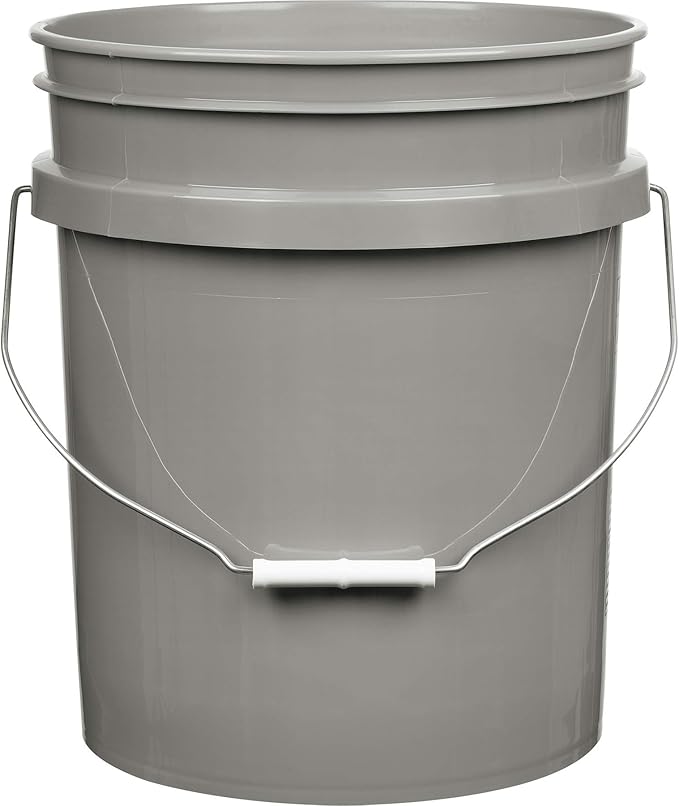 House Naturals 5 galon Food Grade Plastic Bucket Pail Container- 3 Color Air Tight Screw On Lid (Pack of 3)