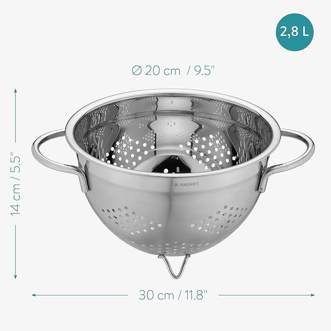 Navaris Stainless Steel Colander 3 Quart / 2.8L - Metal Strainer with Large Holes and Handles for Pasta, Spaghetti, Vegetables, Rice