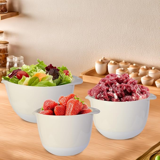 JCXivan 3 Plastic Mixing Bowls with Pour Spout,Lids and TPR Non-Slip Bottom,3Qt,2Qt,1.5Qt,Nesting Bowl Set for Kitchen Prep,Baking,Storage,Batter,Small,BPA free,Dishwasher Safe,Easy to Grip,White