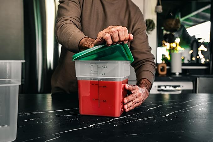 Cambro Food Storage Container with Lid (Microwave Safe and BPA-Free) - 2 Pack - Classic Series Square with Green Lid - 4 QT (Quart) - Commercial Grade for Food Prep (Translucent)