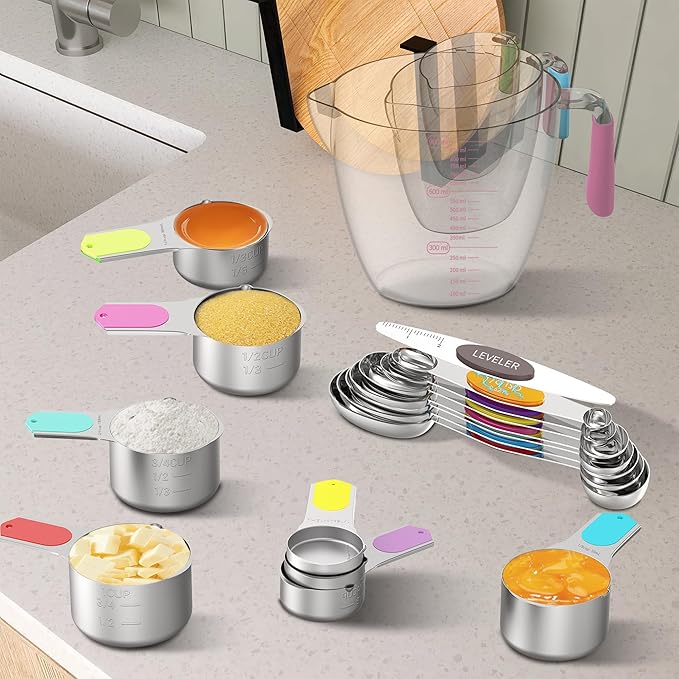 Minteem Magnetic Measuring Cups and Spoons Set, 5 Stainless Steel Measuring Cups for Dry and Liquid Ingredients, 7 Magnetic Measuring Spoons, 3 Plastic Measuring Cup with 1 Measuring Conversion Chart