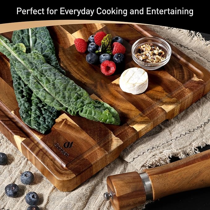 Extra Large End Grain Cutting Board for Kitchen with Non-slip Feet, Acacia Wood Heavy Duty Checkered Cutting Board with Juice Groove & Handle Handcrafted Luxury Chopping Board for Meat, Vegetables